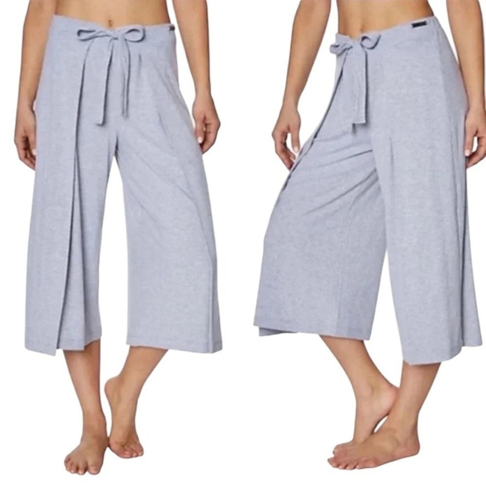 BETSEY JOHNSON Women Wide Leg Ribbed Crop Capris Sz XS Gray Beach Casual 54-5